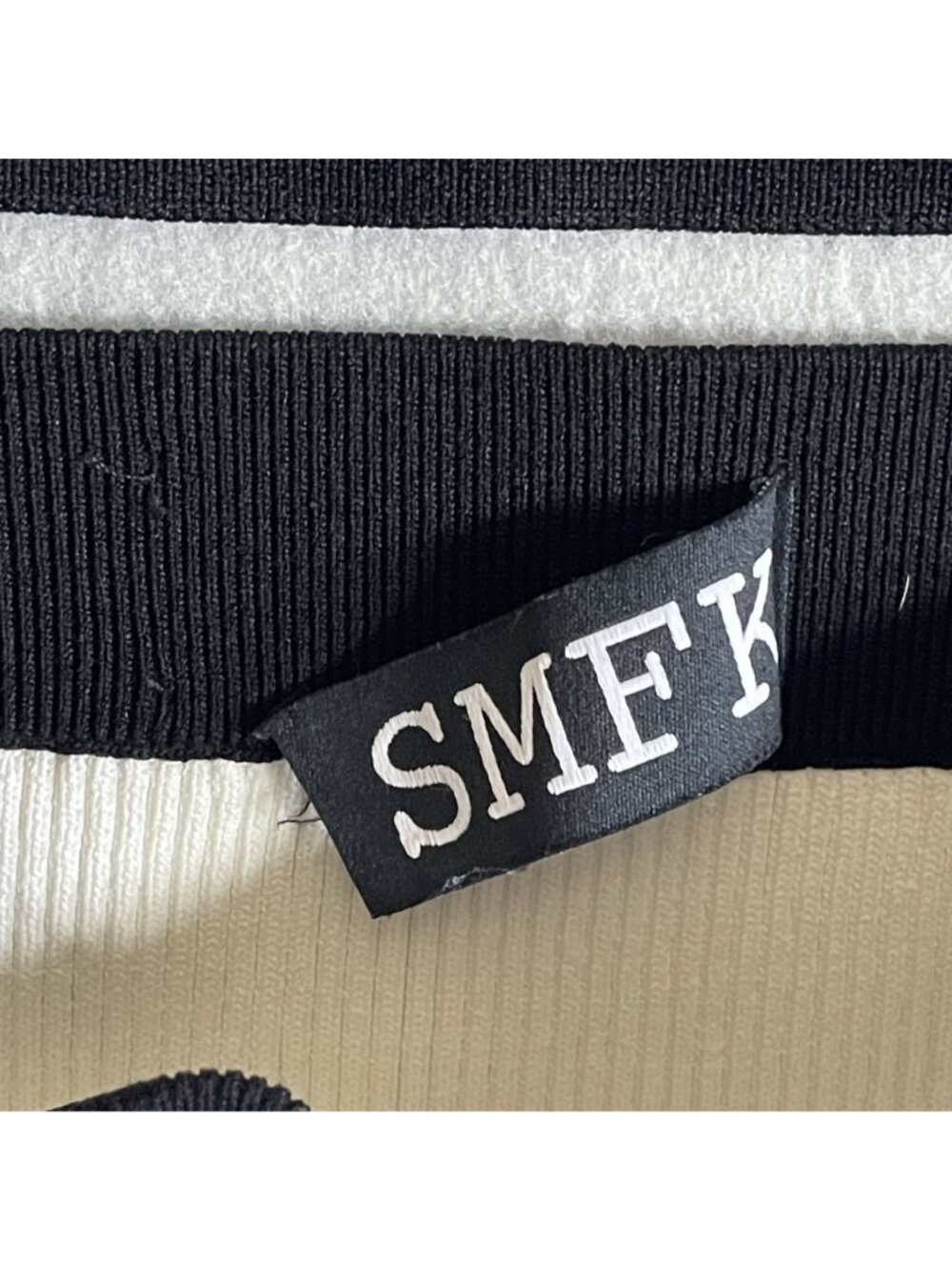 SMFK White Black Ribbed Knit 2 Piece Crop Top Mini Skirt Set Cross Embroidery S - Picture 9 of 10